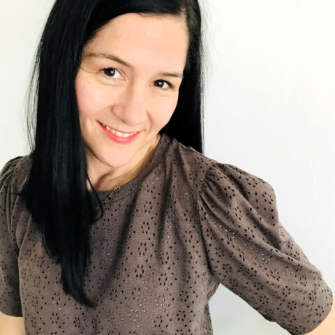 Pleat Sleeve Tee - Ash Brown Embroidery